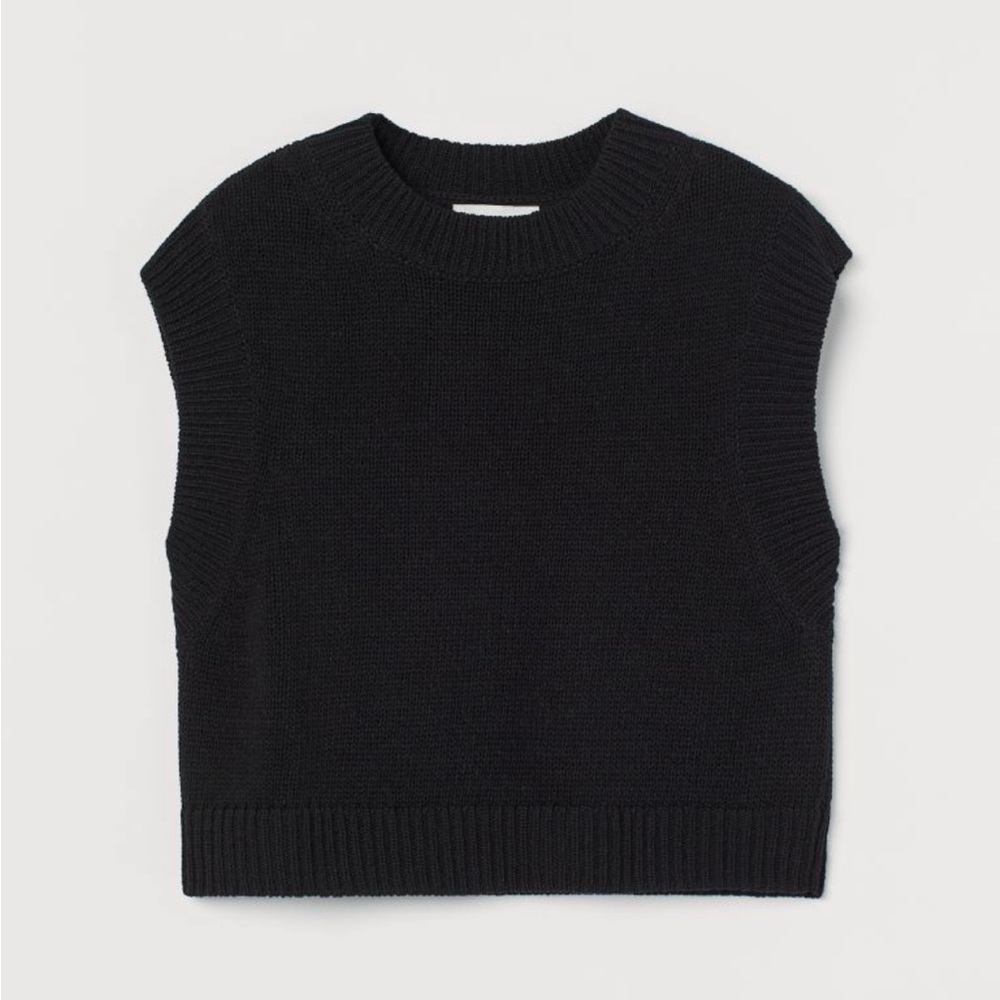 Black HM knit vest size S